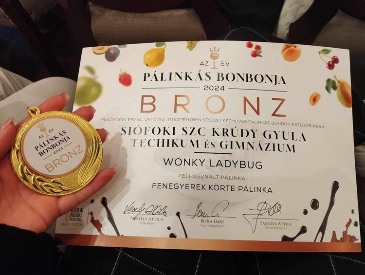 Az Év Pálinkás Bonbonja 2024 Verseny