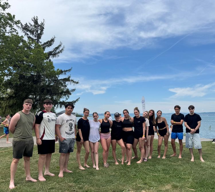 Sárkányhajó verseny a Balatonon