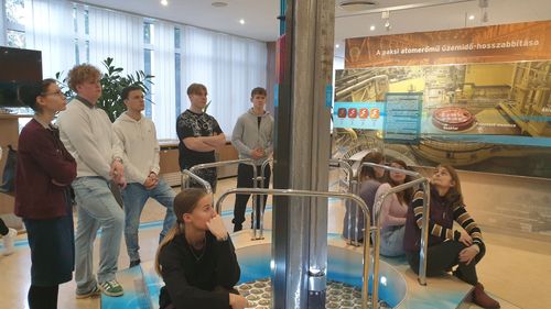 Paks_látogatói centrum_diákok 5_2026.01.26..jpg