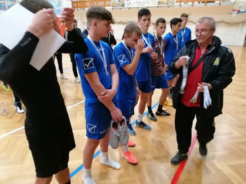 futsal-1.jpg